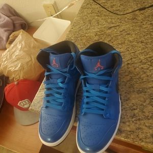 Jordan 1 retros like new. 11.5